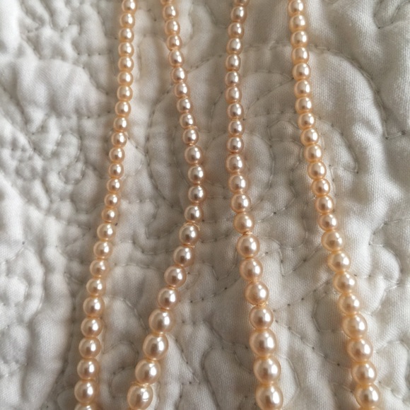 Vintage Faux Double Strand Necklace - Picture 4 of 4